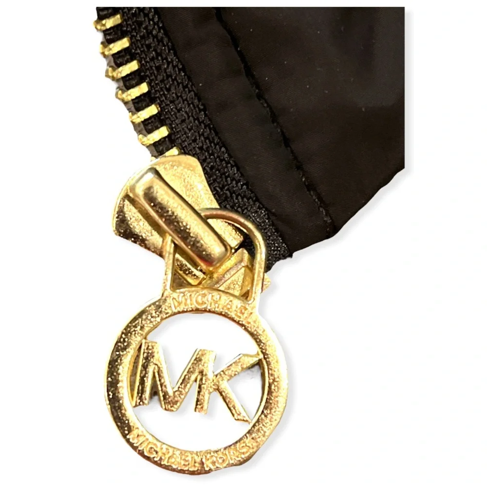 Michael Michael Kors black puffer vest size extra small - Picture 9 of 10